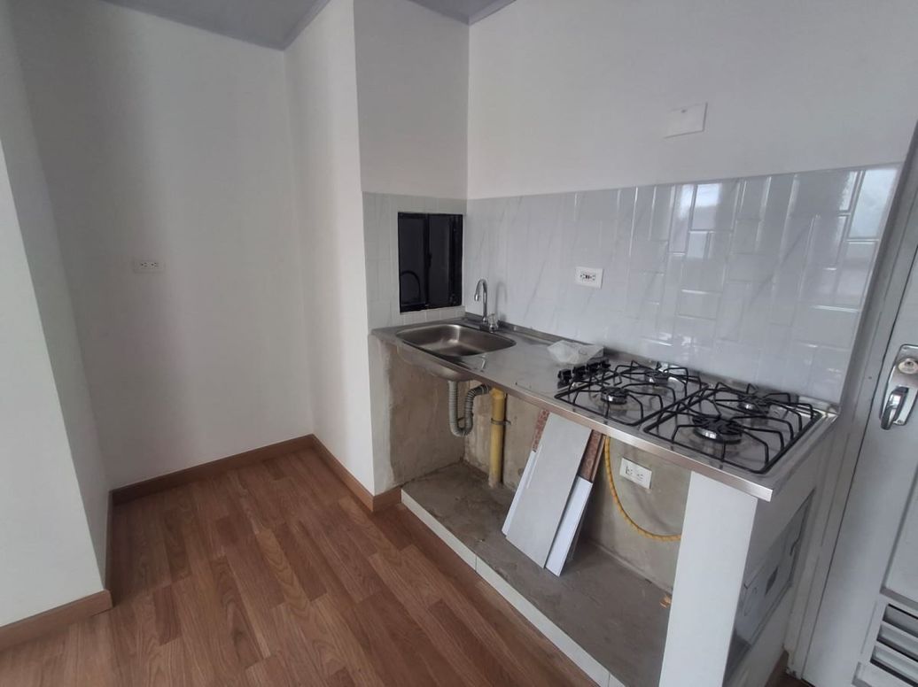 Apartamento de 1 alcoba en venta en La Pradera, Bogotá, 34 m² · foto 7 de 11