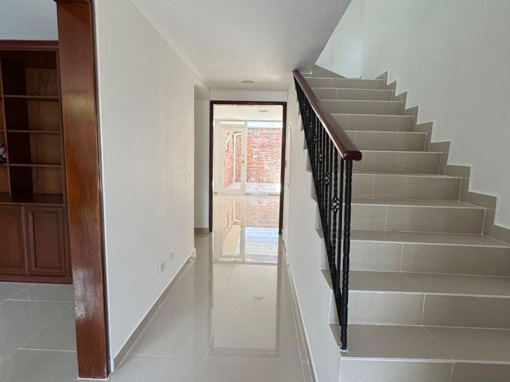 Casa de 4 alcobas en arriendo en Nuevo Contry, Bogotá, 213 m² · foto 7 de 20
