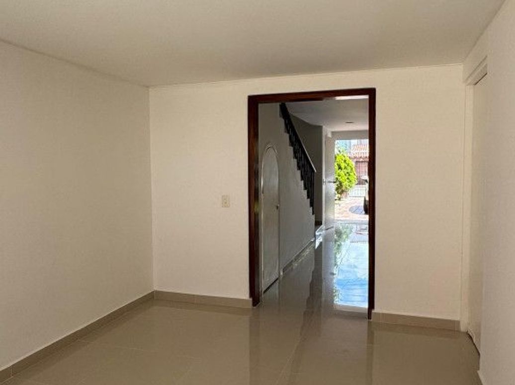 Casa de 4 alcobas en arriendo en Nuevo Contry, Bogotá, 213 m² · foto 16 de 20