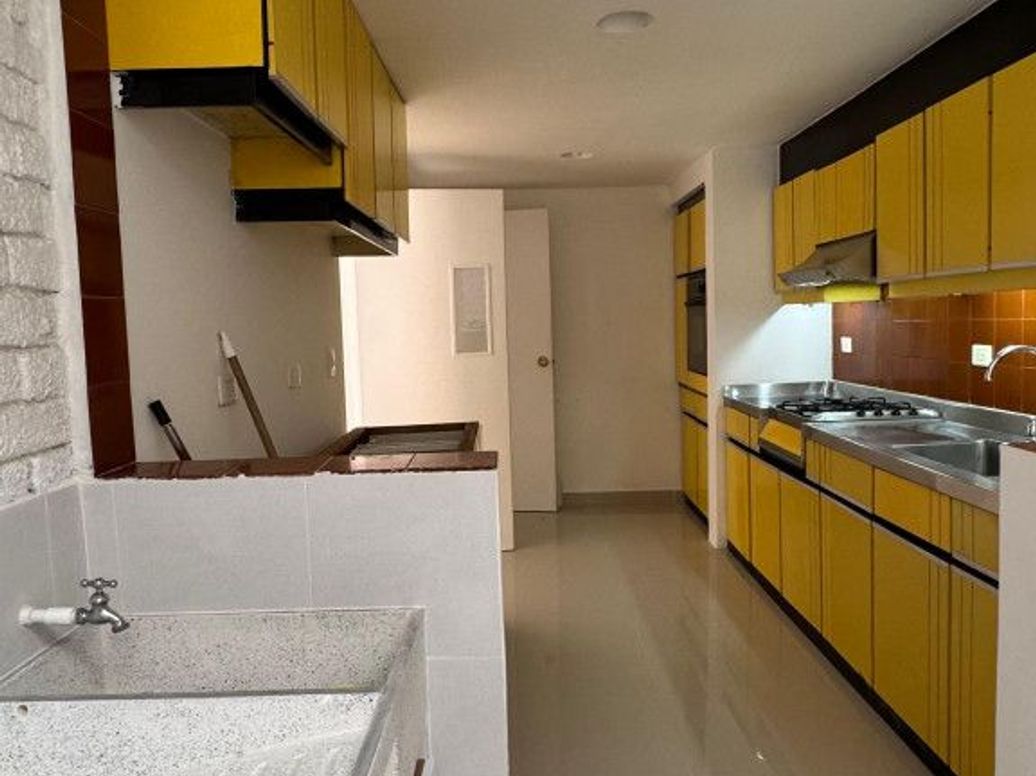 Casa de 4 alcobas en arriendo en Nuevo Contry, Bogotá, 213 m² · foto 12 de 20