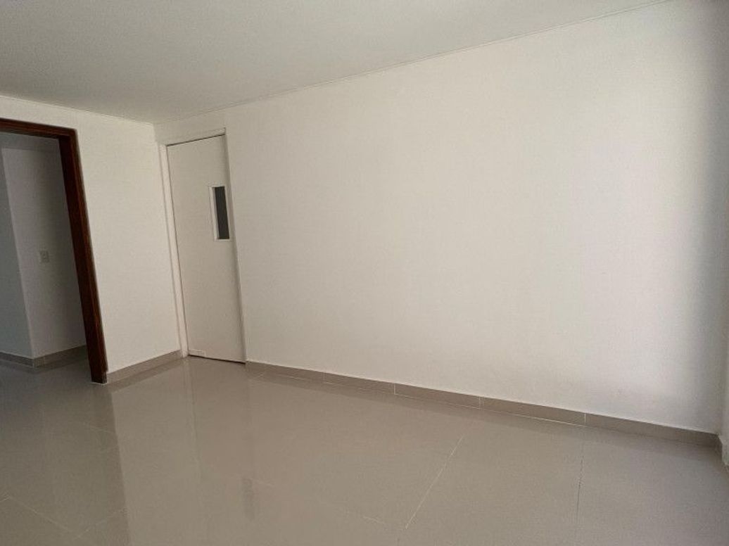 Casa de 4 alcobas en arriendo en Nuevo Contry, Bogotá, 213 m² · foto 9 de 20