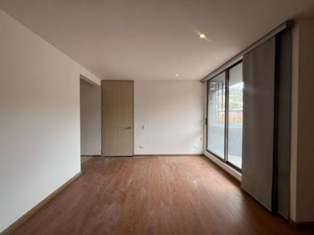 Apartamento de 2 alcobas en arriendo en El Redil, Bogotá, 53 m² · foto 4 de 12