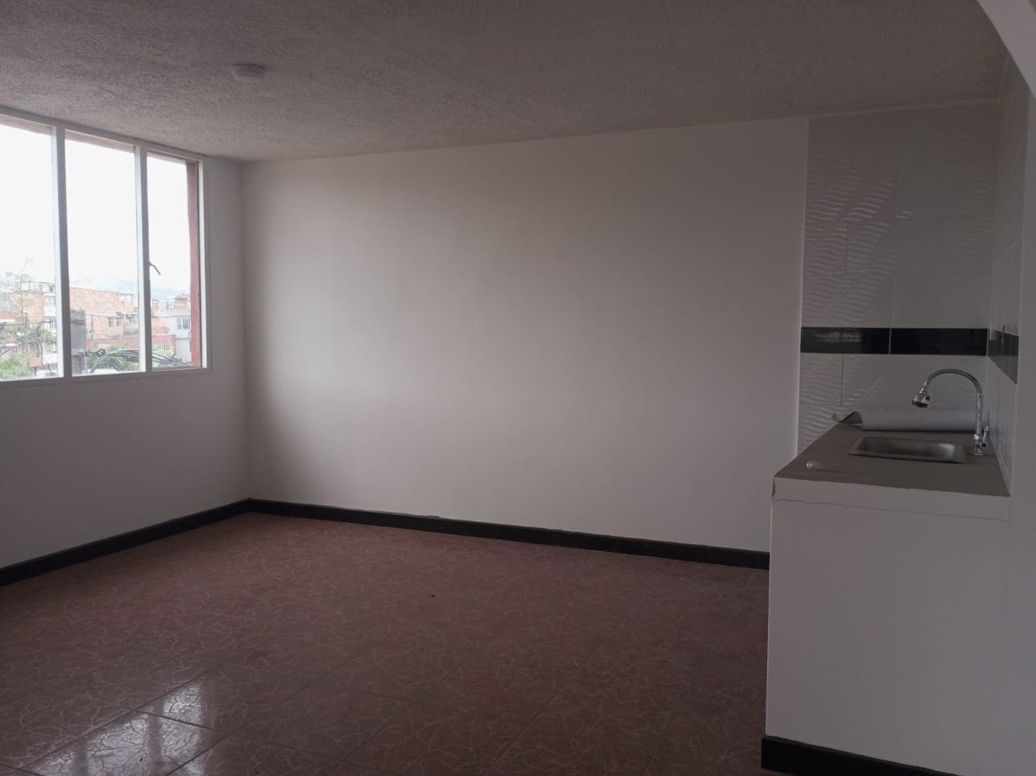 Casa de 4 alcobas en venta en Miraflores Kennedy, Bogotá, 356 m² · foto 6 de 20