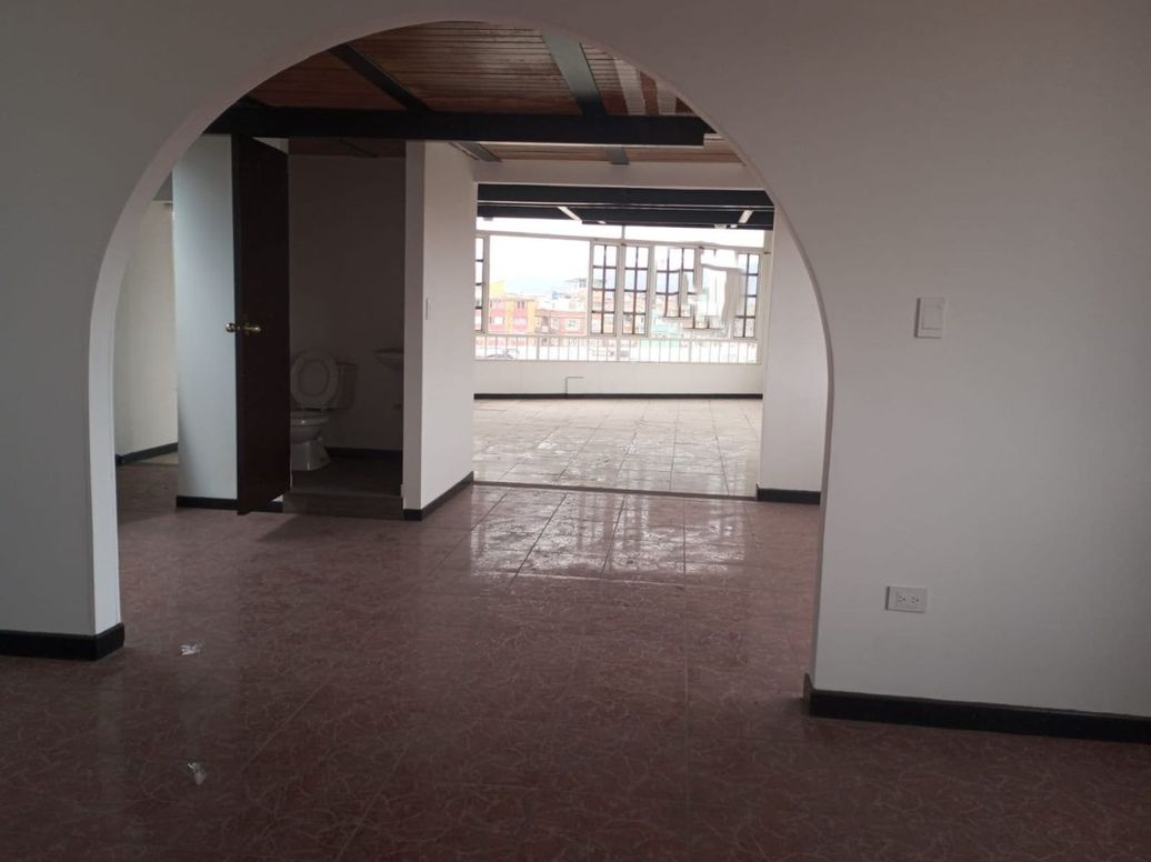 Casa de 4 alcobas en venta en Miraflores Kennedy, Bogotá, 356 m² · foto 13 de 20
