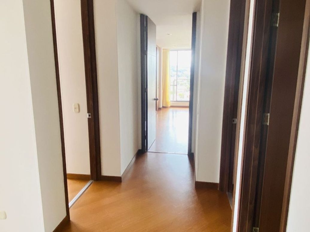 Apartamento de 3 alcobas en arriendo en Andes Norte, Bogotá, 111 m² · foto 10 de 20