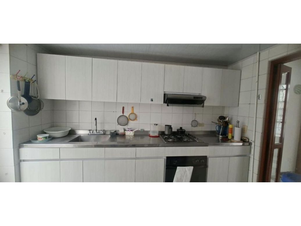Casa de 5 alcobas en arriendo en Carabelas, Bogotá, 220 m² · foto 7 de 15