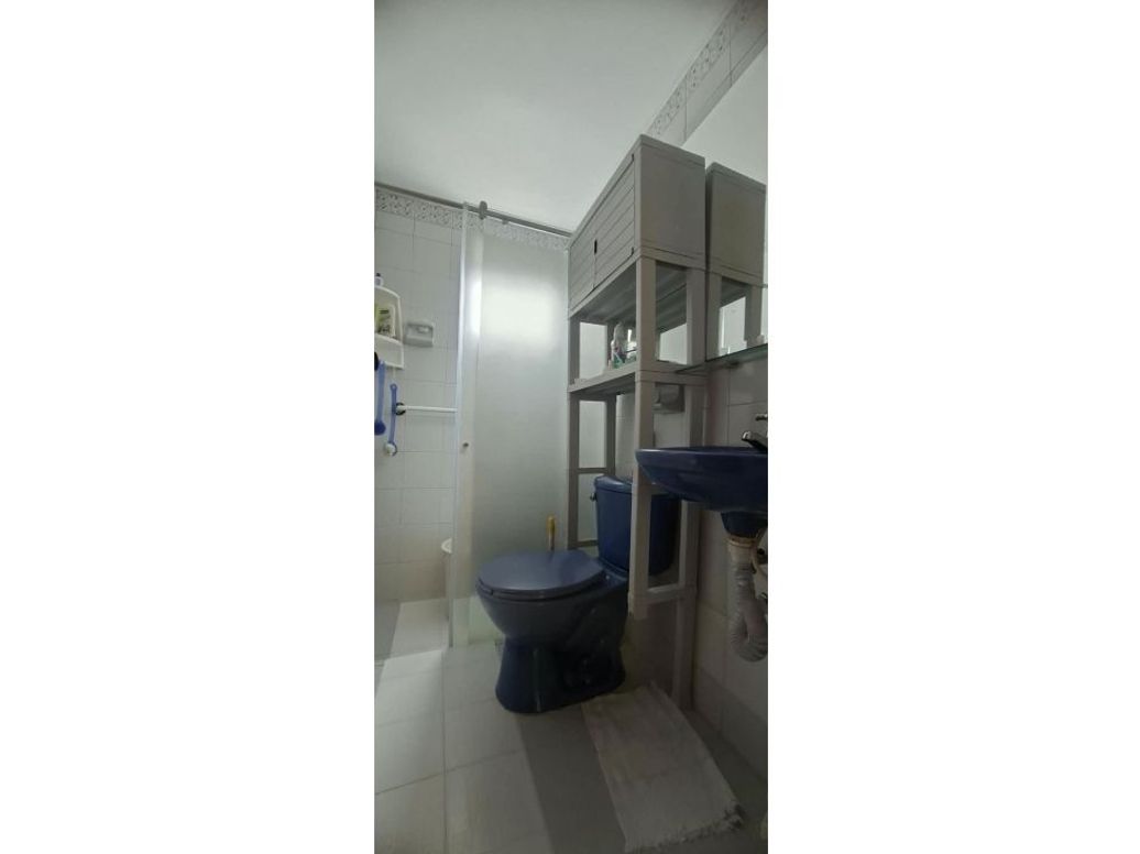 Casa de 5 alcobas en arriendo en Carabelas, Bogotá, 220 m² · foto 13 de 15