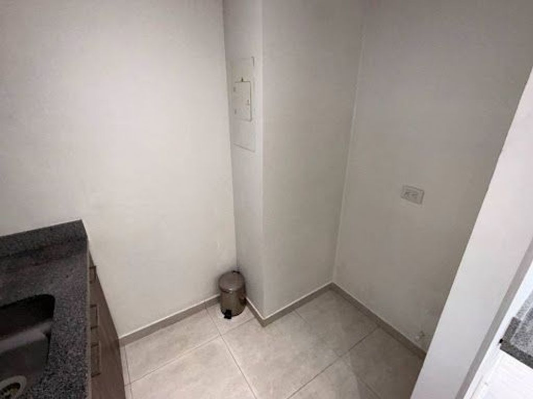 Apartamento de 2 alcobas en venta en La Felicidad, Bogotá, 62 m² · foto 5 de 20