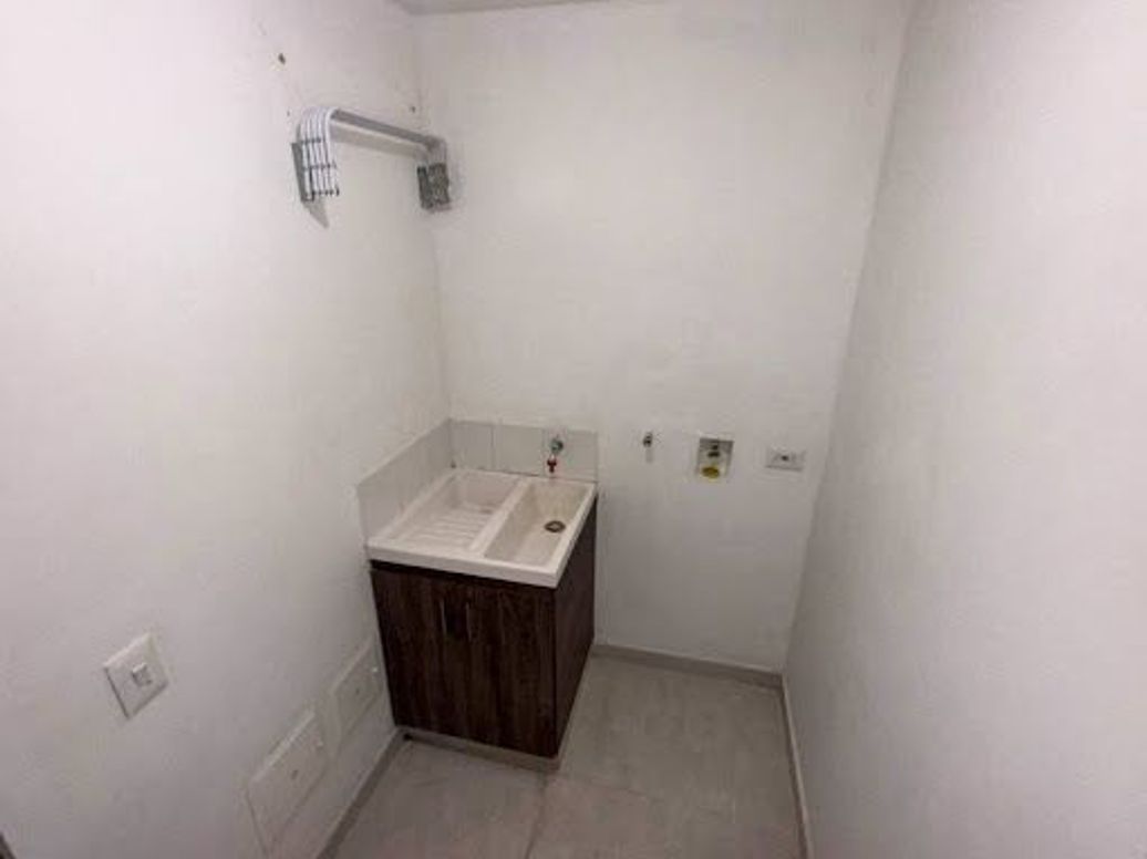 Apartamento de 2 alcobas en venta en La Felicidad, Bogotá, 62 m² · foto 9 de 20