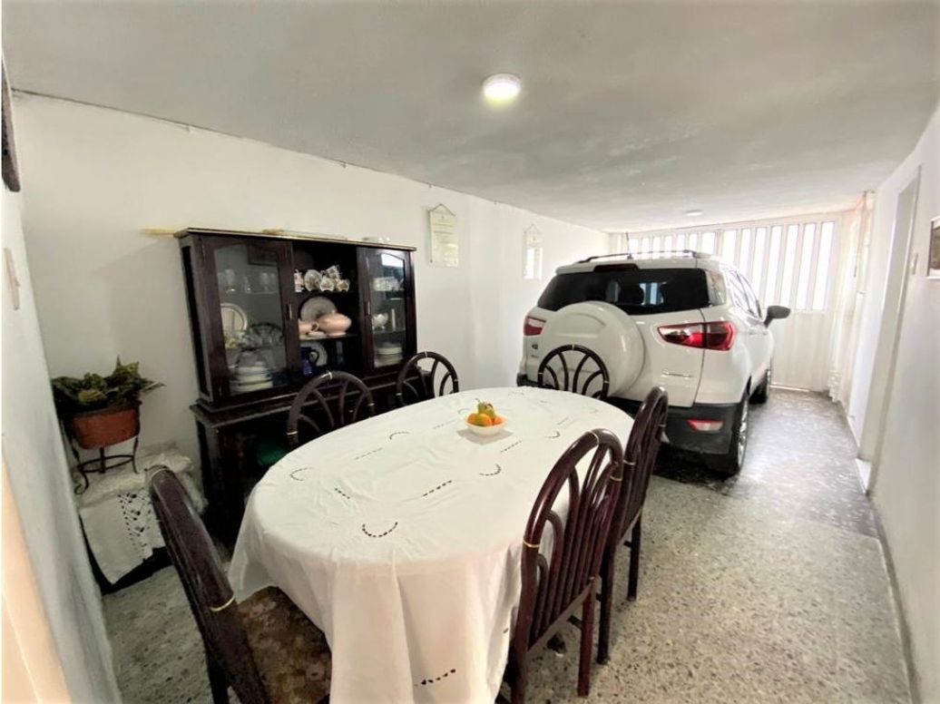 Casa de 3 alcobas en venta en Engativá, Bogotá, 142 m² · foto 3 de 11