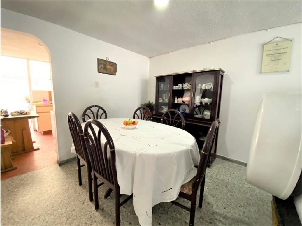 Casa de 3 alcobas en venta en Engativá, Bogotá, 142 m² · foto 4 de 11