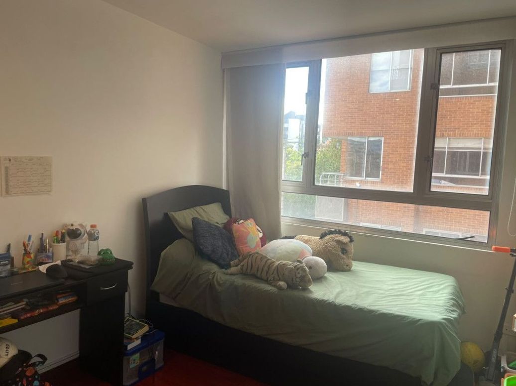Apartamento de 3 alcobas en venta en Ub. Santa Coloma, Bogotá, 111 m² · foto 7 de 15