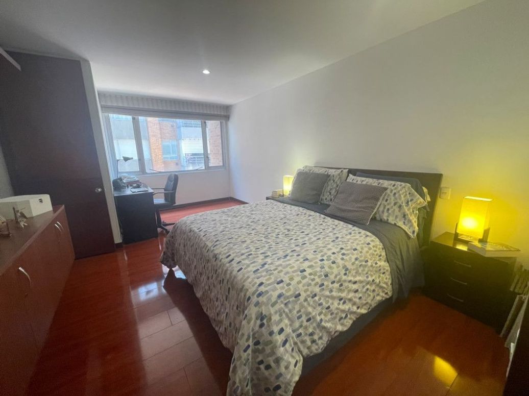 Apartamento de 3 alcobas en venta en Ub. Santa Coloma, Bogotá, 111 m² · foto 5 de 15