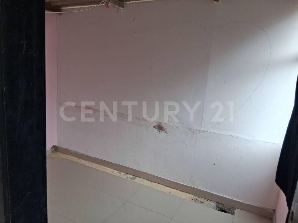 Casa de 8 alcobas en venta en Centro Usme, Bogotá, 92 m² · foto 6 de 20