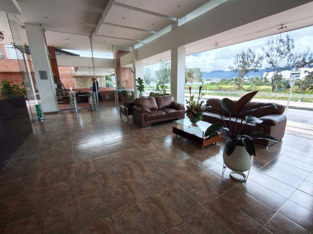 Apartamento de 3 alcobas en venta en La Felicidad, Bogotá, 90 m² · foto 17 de 19