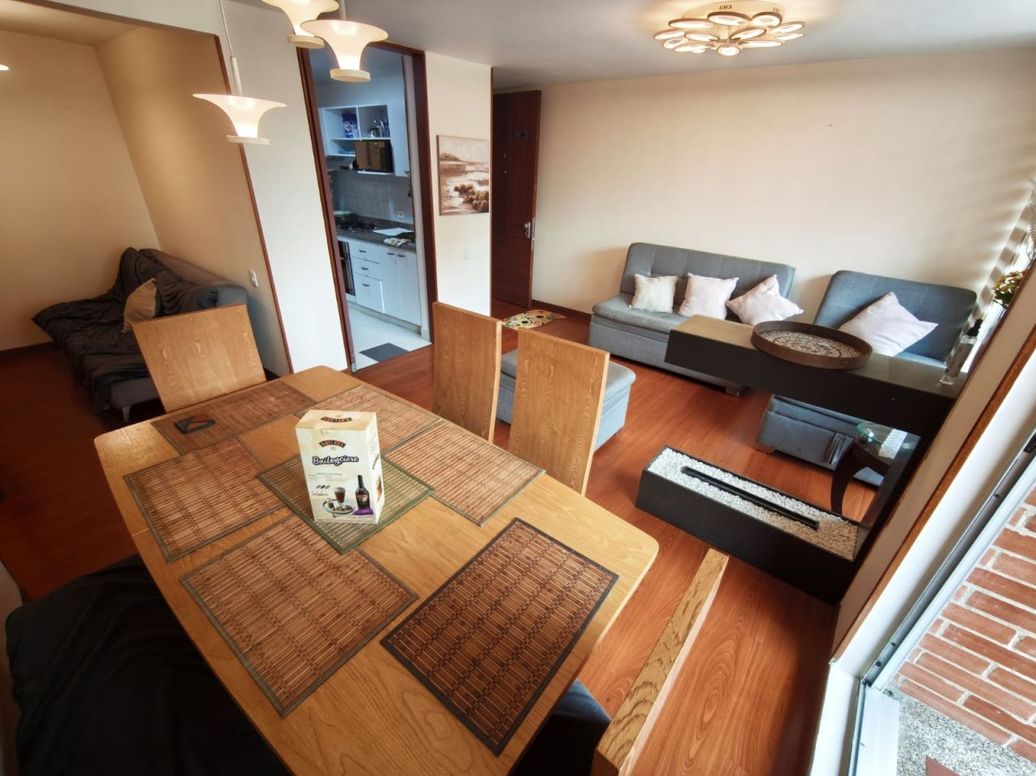 Apartamento de 3 alcobas en venta en La Felicidad, Bogotá, 90 m² · foto 18 de 19