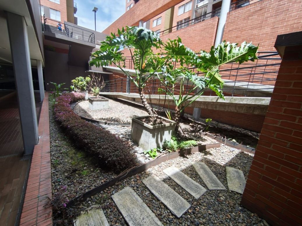 Apartamento de 3 alcobas en venta en La Felicidad, Bogotá, 90 m² · foto 3 de 19