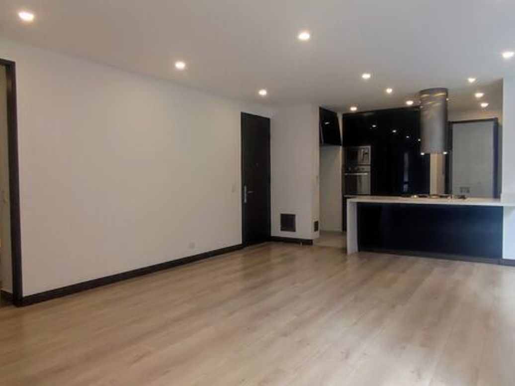 Apartamento de 3 alcobas en arriendo en Chico, Bogotá, 110 m² · foto 9 de 18