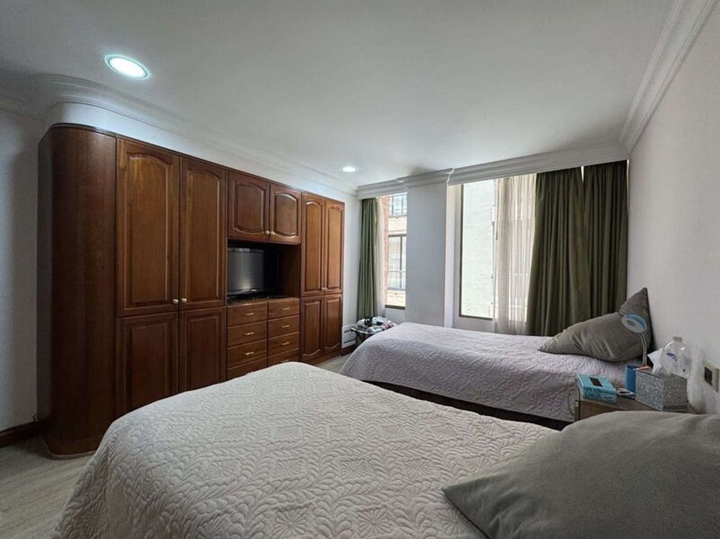 Apartamento de 2 alcobas en arriendo en San Patricio, Bogotá, 165 m² · foto 10 de 17