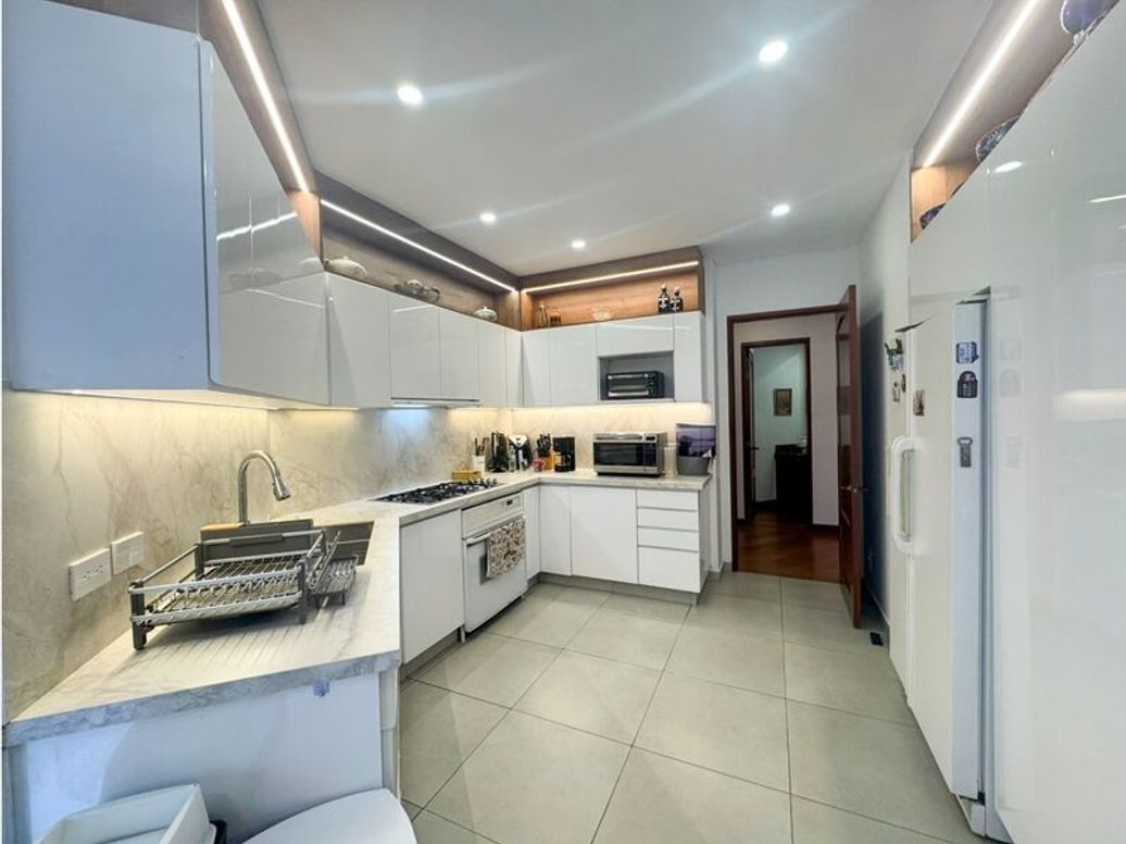 Apartamento de 3 alcobas en arriendo en Ub. Bosques De Medina, Bogotá, 276 m² · foto 4 de 20