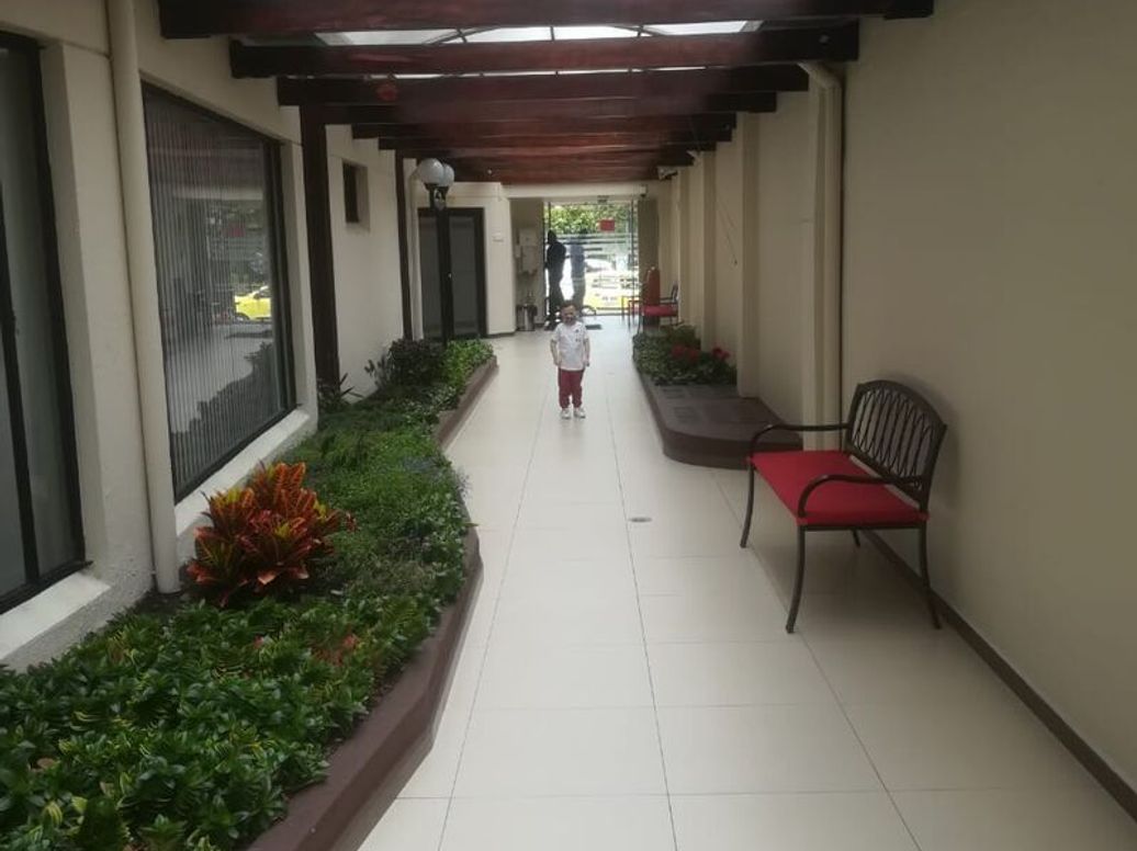 Apartamento de 3 alcobas en venta en Los Cedritos, Bogotá, 101 m² · foto 11 de 20