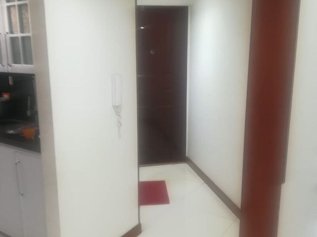 Apartamento de 3 alcobas en venta en Los Cedritos, Bogotá, 101 m² · foto 6 de 20