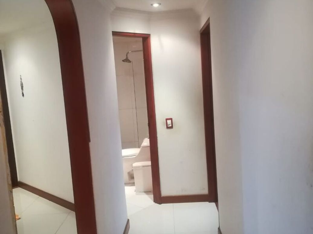 Apartamento de 3 alcobas en venta en Los Cedritos, Bogotá, 101 m² · foto 20 de 20