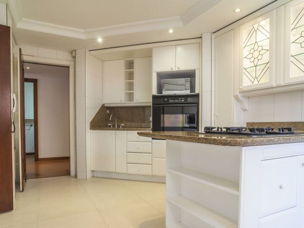 Apartamento de 3 alcobas en venta en Chicó Norte, Bogotá, 220 m² · foto 7 de 20