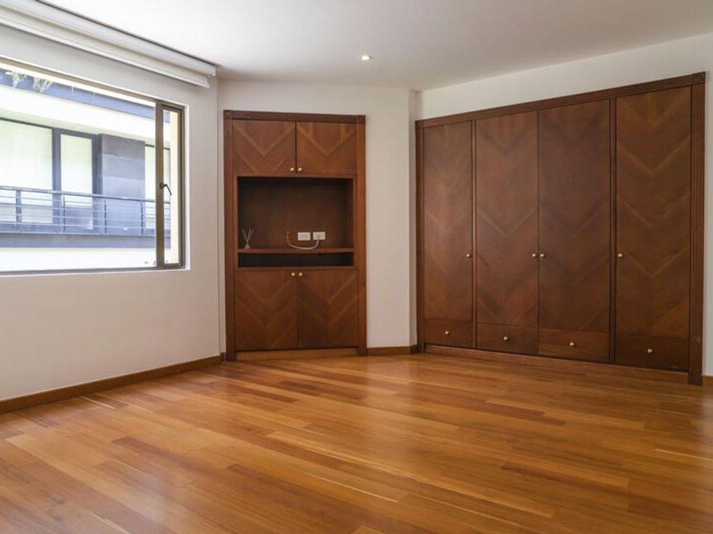 Apartamento de 3 alcobas en venta en Chicó Norte, Bogotá, 220 m² · foto 17 de 20