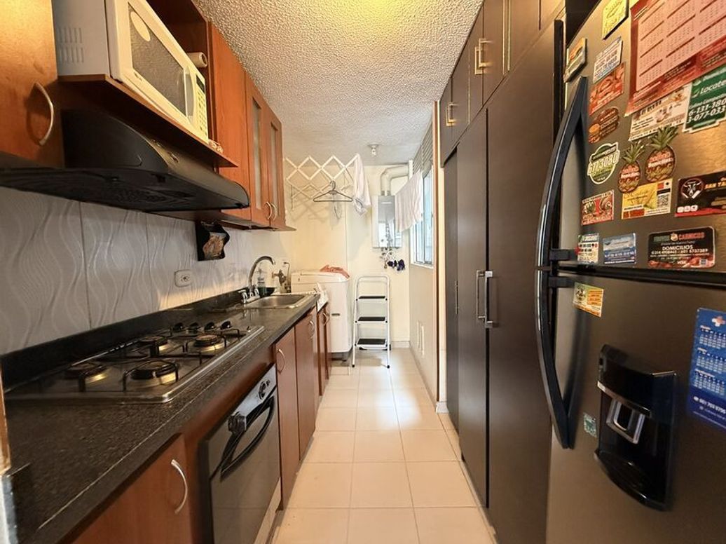 Apartamento de 3 alcobas en venta en Verbenal, Bogotá, 66 m² · foto 3 de 20