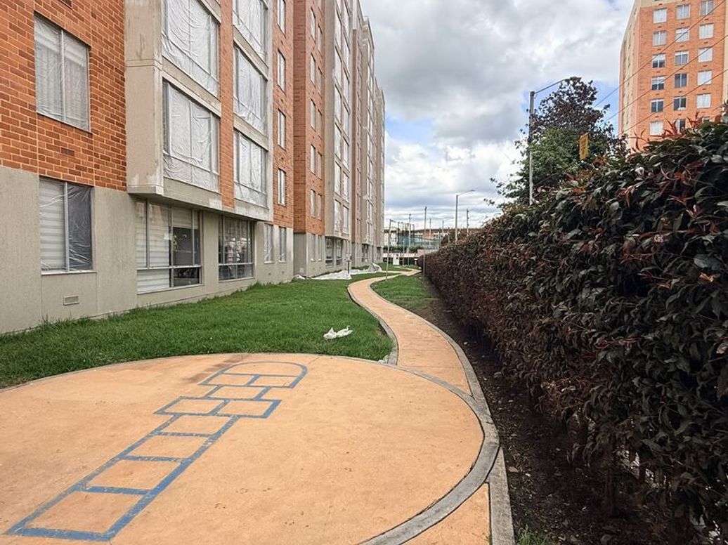 Apartamento de 3 alcobas en venta en Verbenal, Bogotá, 66 m² · foto 18 de 20