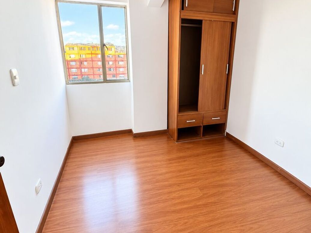 Apartamento de 3 alcobas en venta en Ub Villas De Castilla, Bogotá, 58 m² · foto 7 de 11