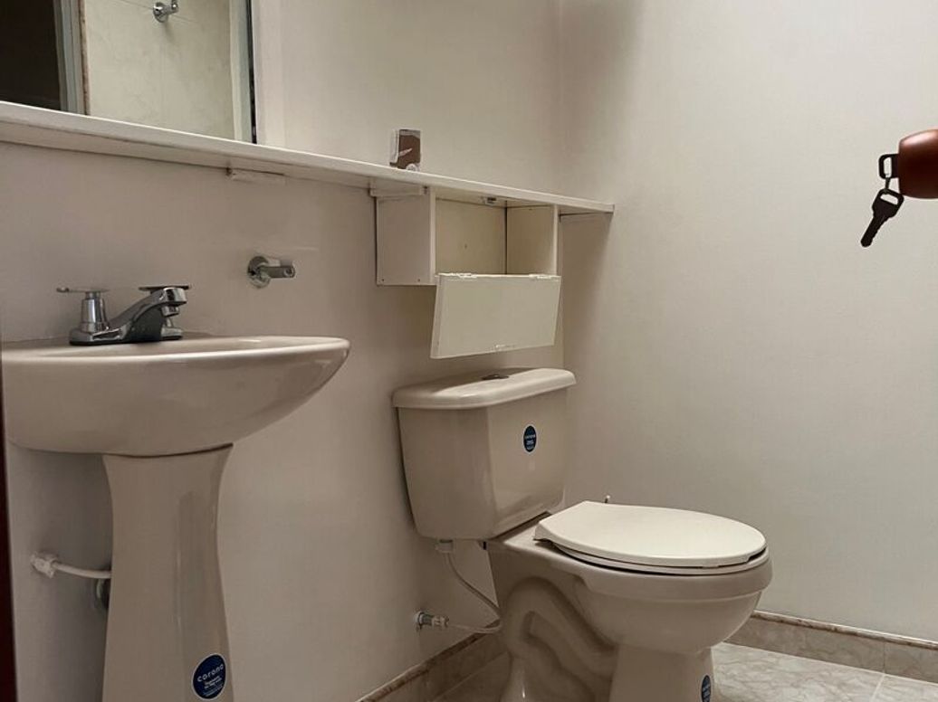 Apartamento de 2 alcobas en venta en Bosque Calderón, Bogotá, 64 m² · foto 10 de 20