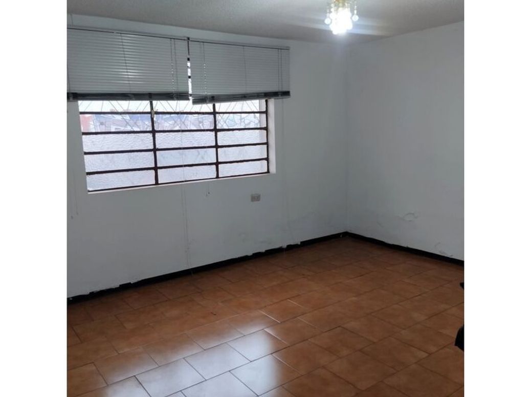 Casa de 4 alcobas en venta en El Laurel, Bogotá, 180 m² · foto 4 de 15