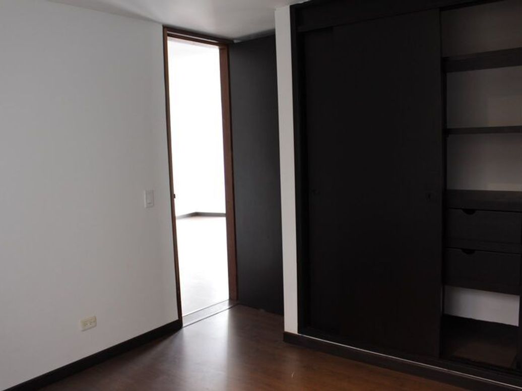 Apartamento de 1 alcoba en venta en La Macarena, Bogotá, 54 m² · foto 7 de 11