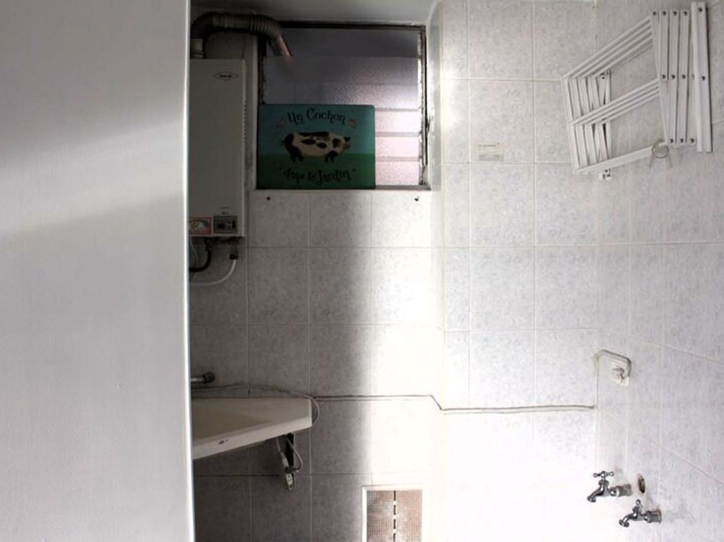 Apartamento de 1 alcoba en venta en La Macarena, Bogotá, 54 m² · foto 6 de 11