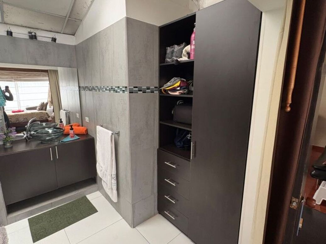 Casa de 4 alcobas en venta en Cedritos, Bogotá, 200 m² · foto 8 de 20