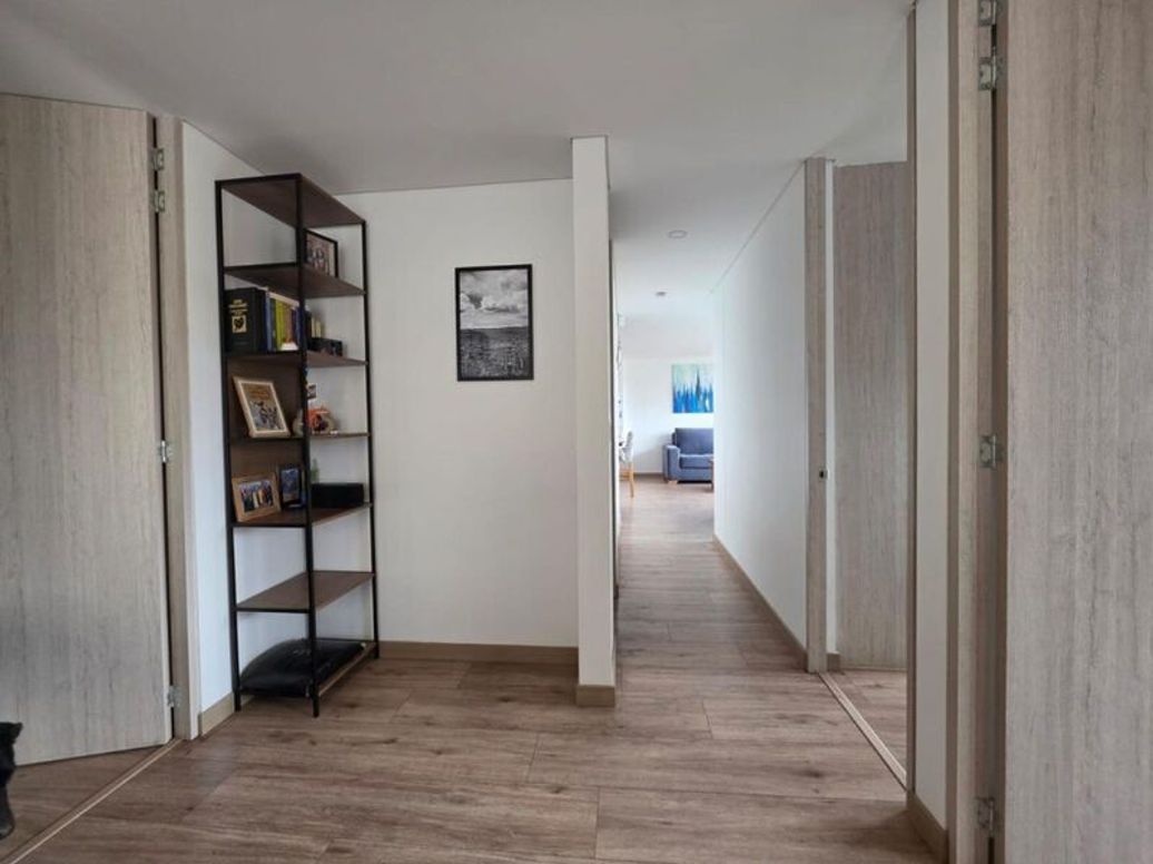 Apartamento de 3 alcobas en venta en Las Acasias, Bogotá, 104 m² · foto 10 de 20