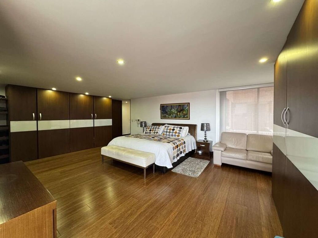 Apartamento de 3 alcobas en venta en A.S.D., Bogotá, 253 m² · foto 14 de 20