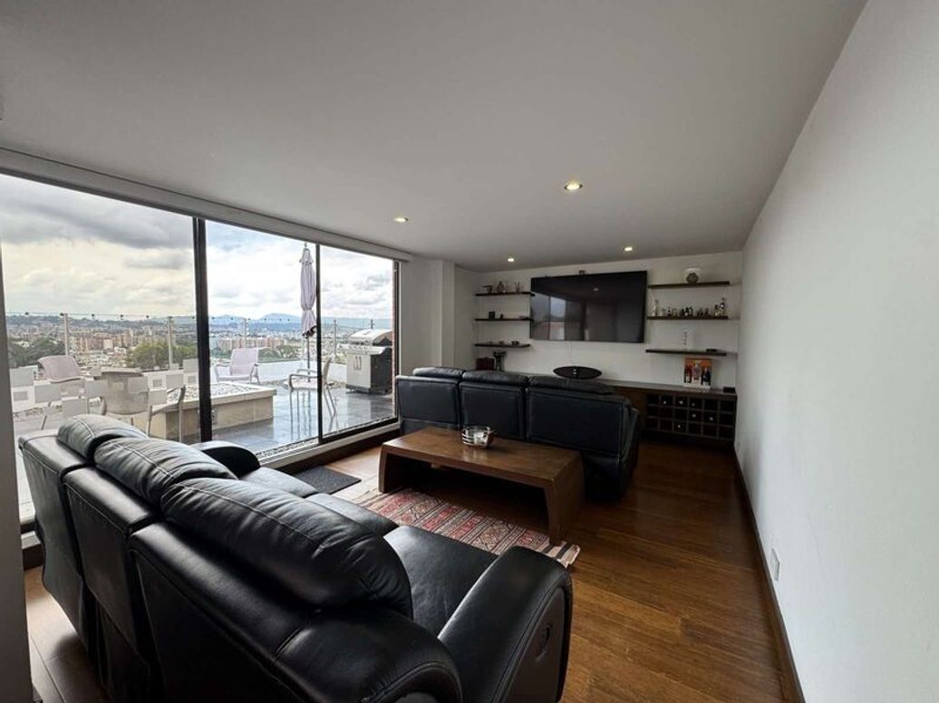 Apartamento de 3 alcobas en venta en A.S.D., Bogotá, 253 m² · foto 3 de 20