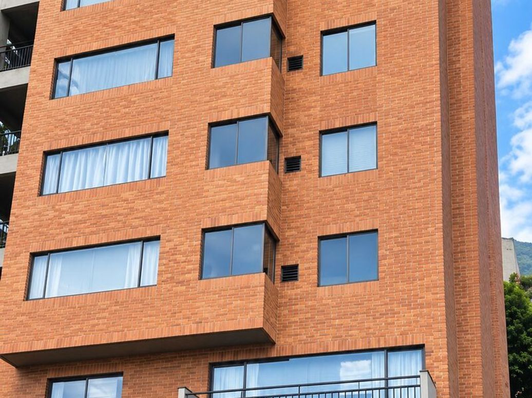 Apartamento de 3 alcobas en venta en Emaus, Bogotá, 128 m² · foto 2 de 13