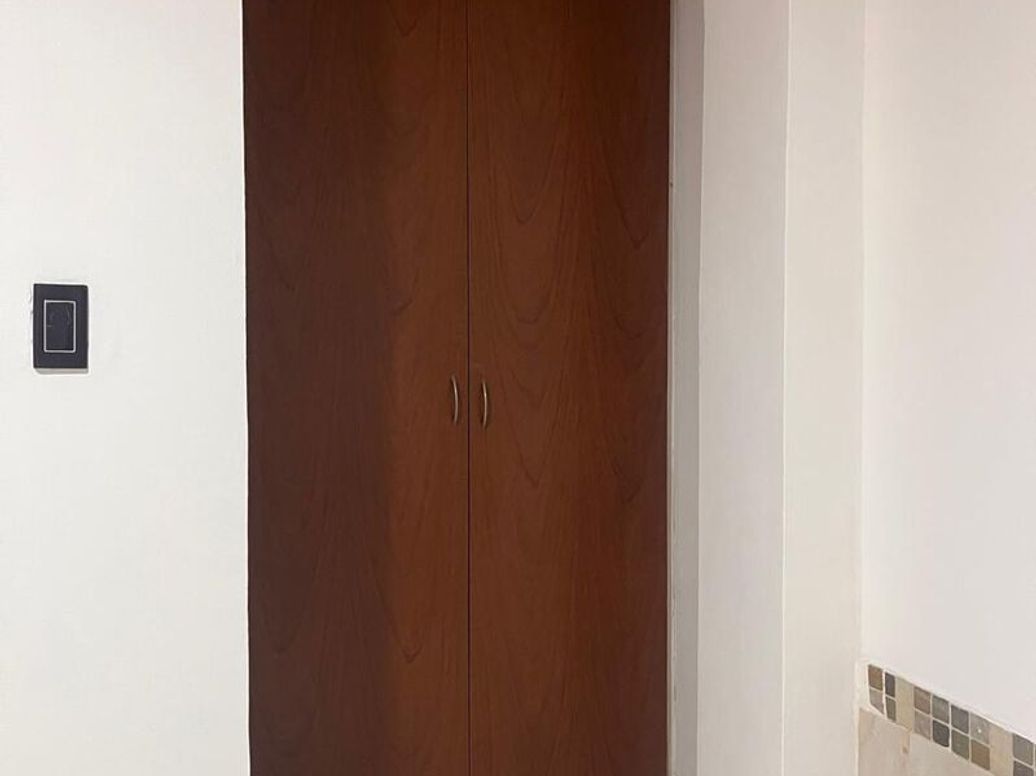 Casa de 4 alcobas en venta en Quinta Camacho, Bogotá, 302 m² · foto 5 de 20