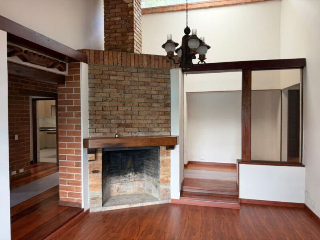 Casa de 3 alcobas en venta en San Isidro, Bogotá, 270 m² · foto 8 de 19