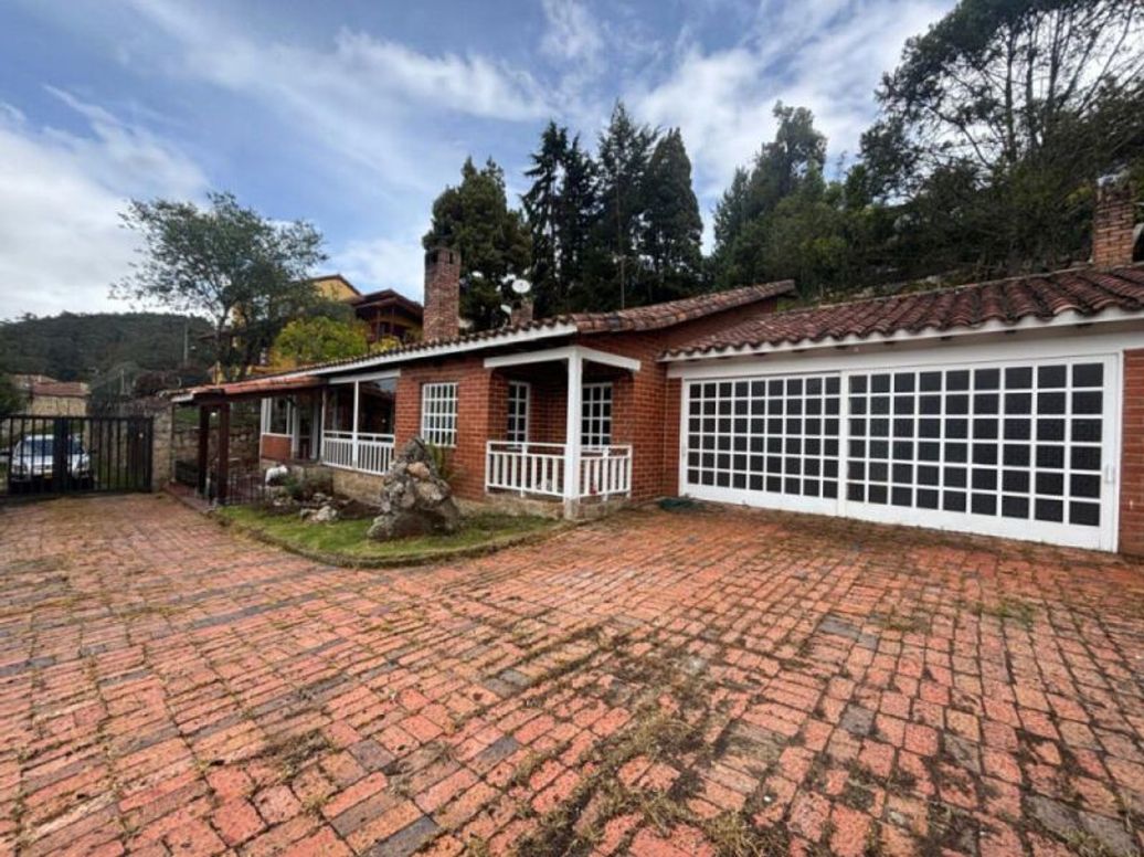 Casa de 3 alcobas en venta en San Isidro, Bogotá, 270 m² · foto 3 de 19