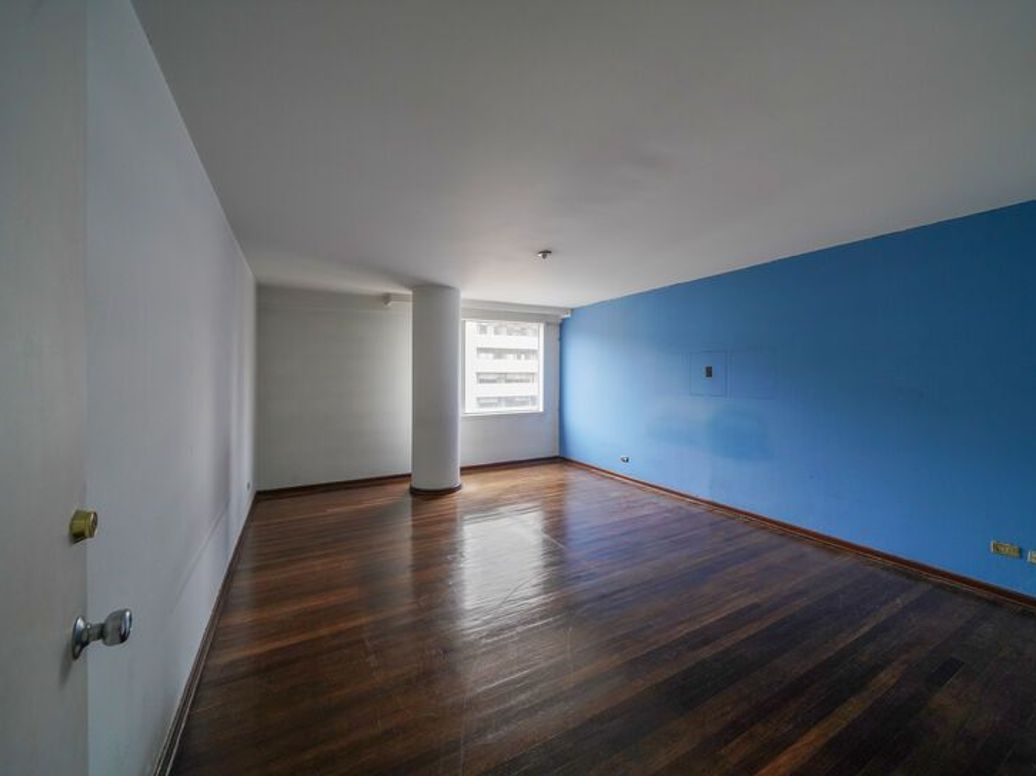 Apartamento de 2 alcobas en venta en San Diego, Bogotá, 165 m² · foto 12 de 20