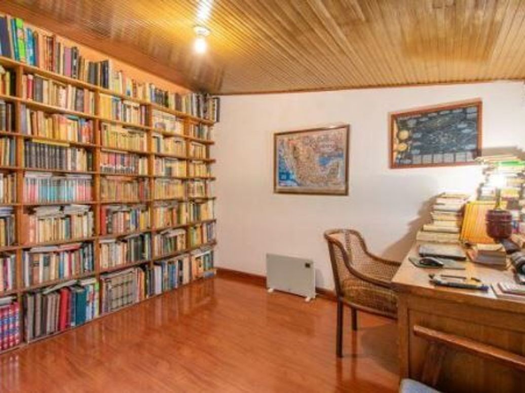 Casa de 5 alcobas en venta en Estoril, Bogotá, 330 m² · foto 2 de 20