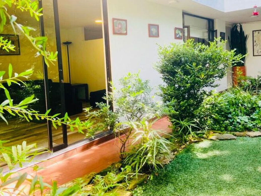 Casa de 5 alcobas en venta en Estoril, Bogotá, 330 m² · foto 8 de 20