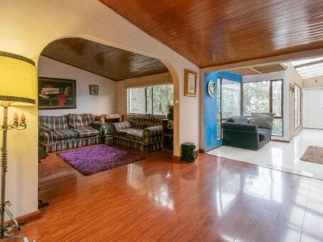 Casa de 5 alcobas en venta en Estoril, Bogotá, 330 m² · foto 5 de 20