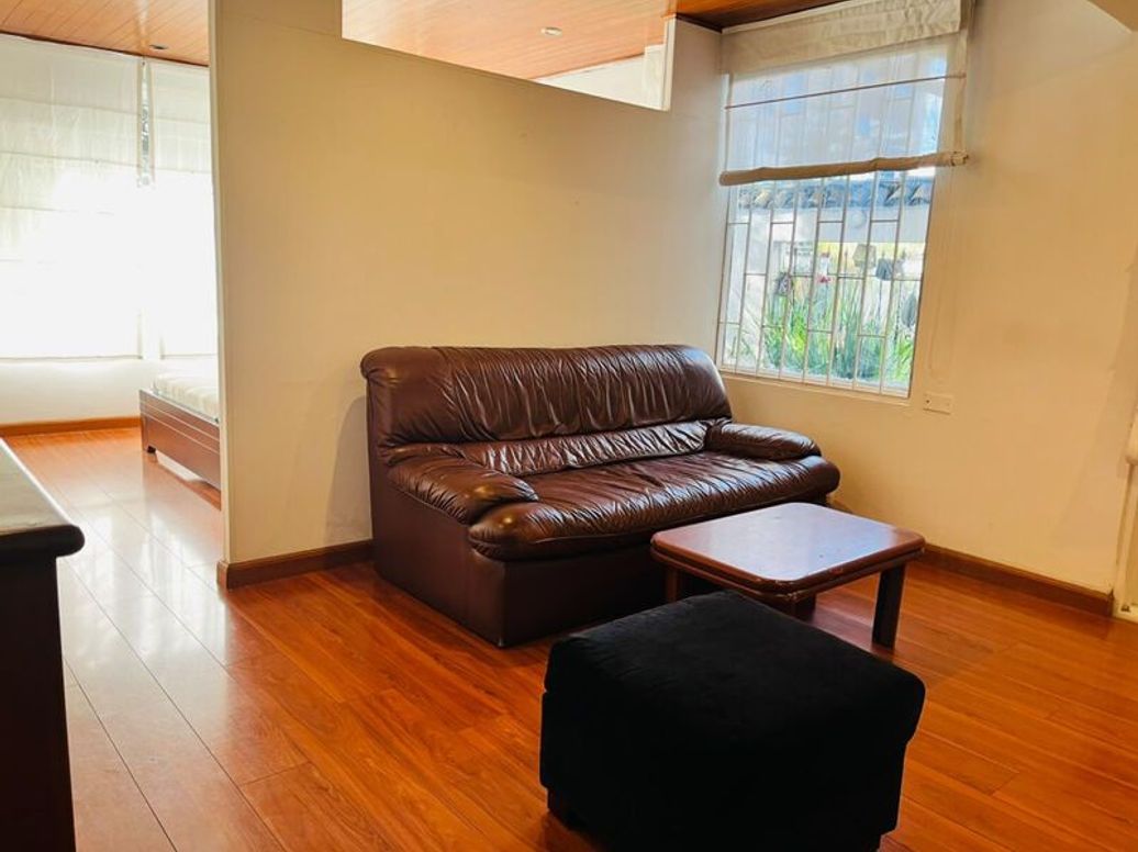 Casa de 5 alcobas en venta en Estoril, Bogotá, 330 m² · foto 18 de 20