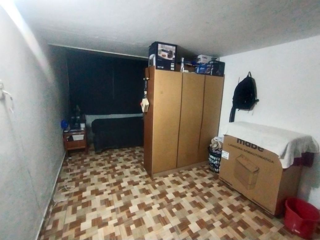 Casa de 9 alcobas en venta en Los Alcazares, Bogotá, 420 m² · foto 5 de 19